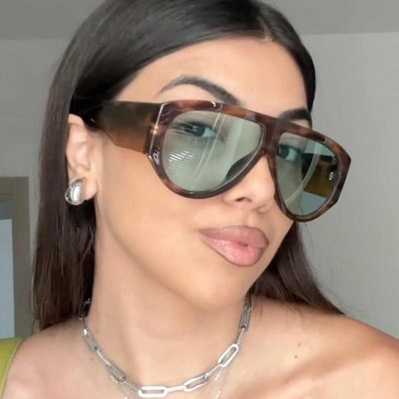 Women's Leopard Print Sunglasses