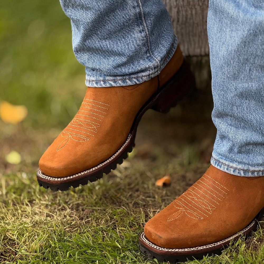 Classic Cowboy Boots-vintage Embroidery
