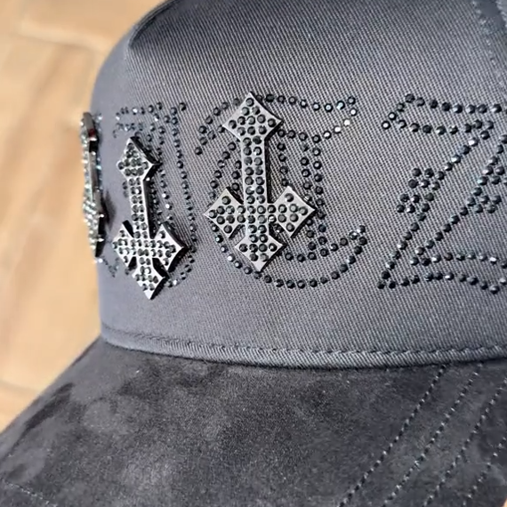 Blitz Crystals Cross Angel Cap