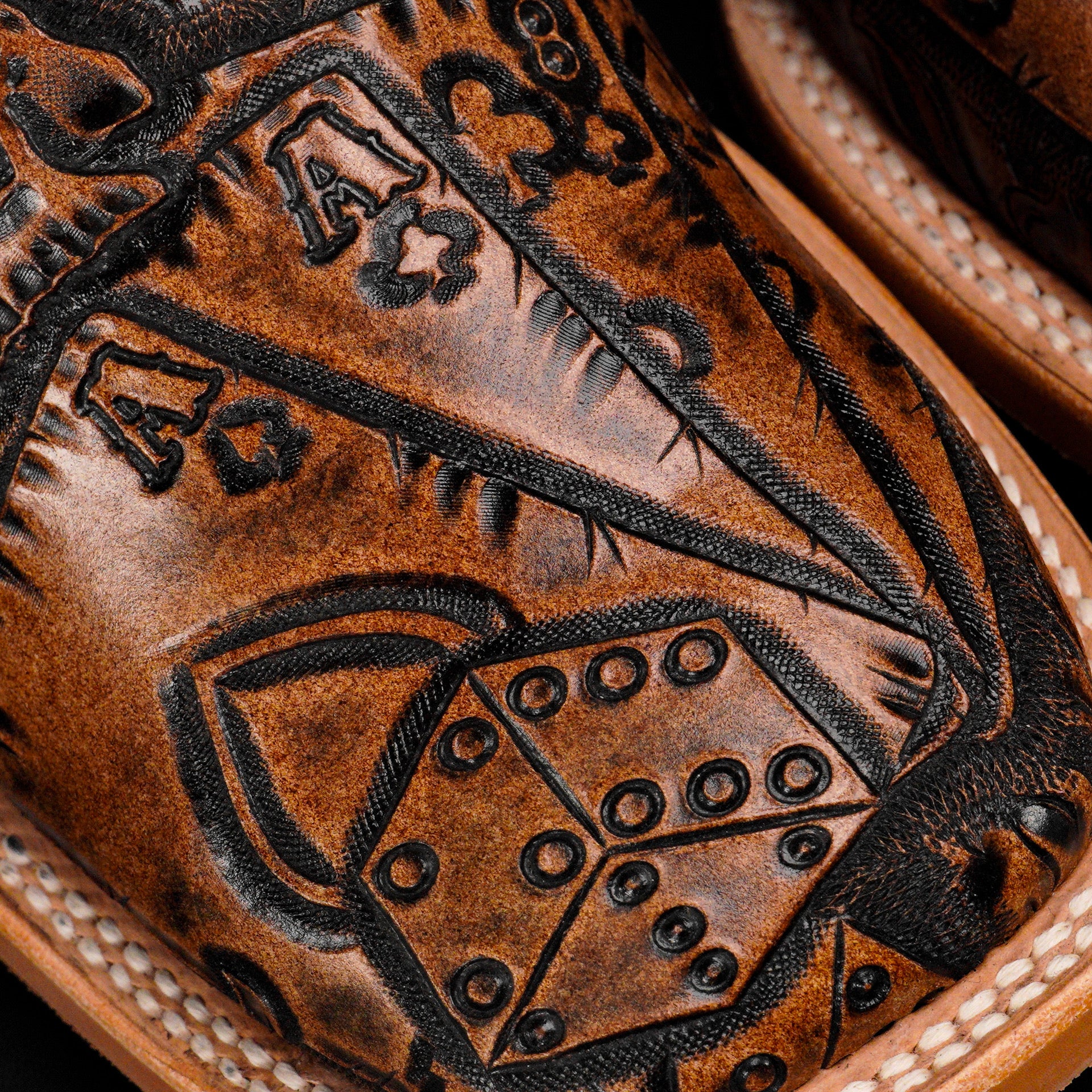 “The Dead Man’s Hand” Tan Safari