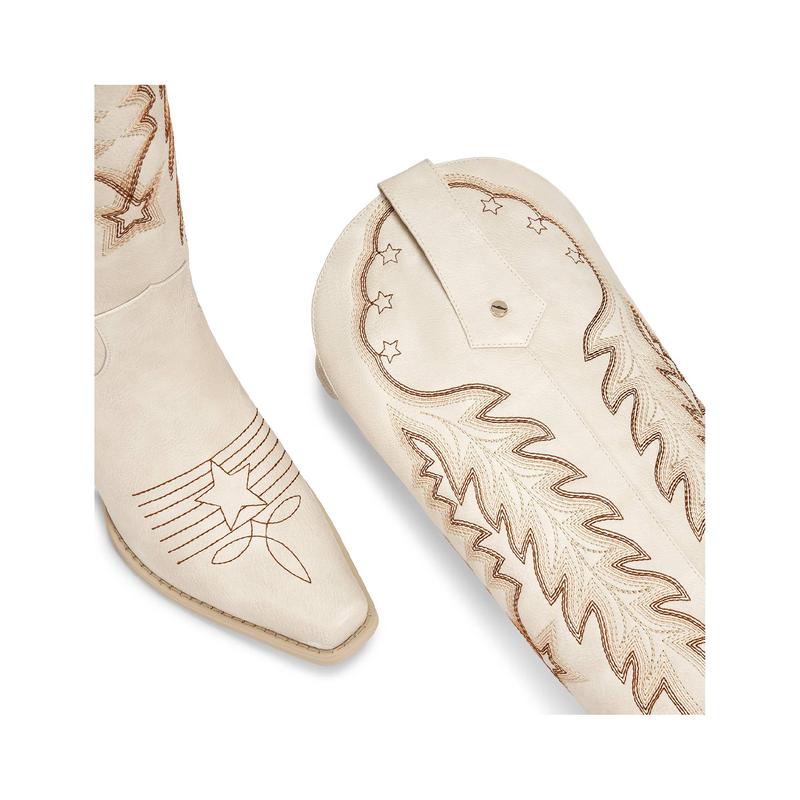 Retro Embroidered Pointed Toe Long Tall Boot