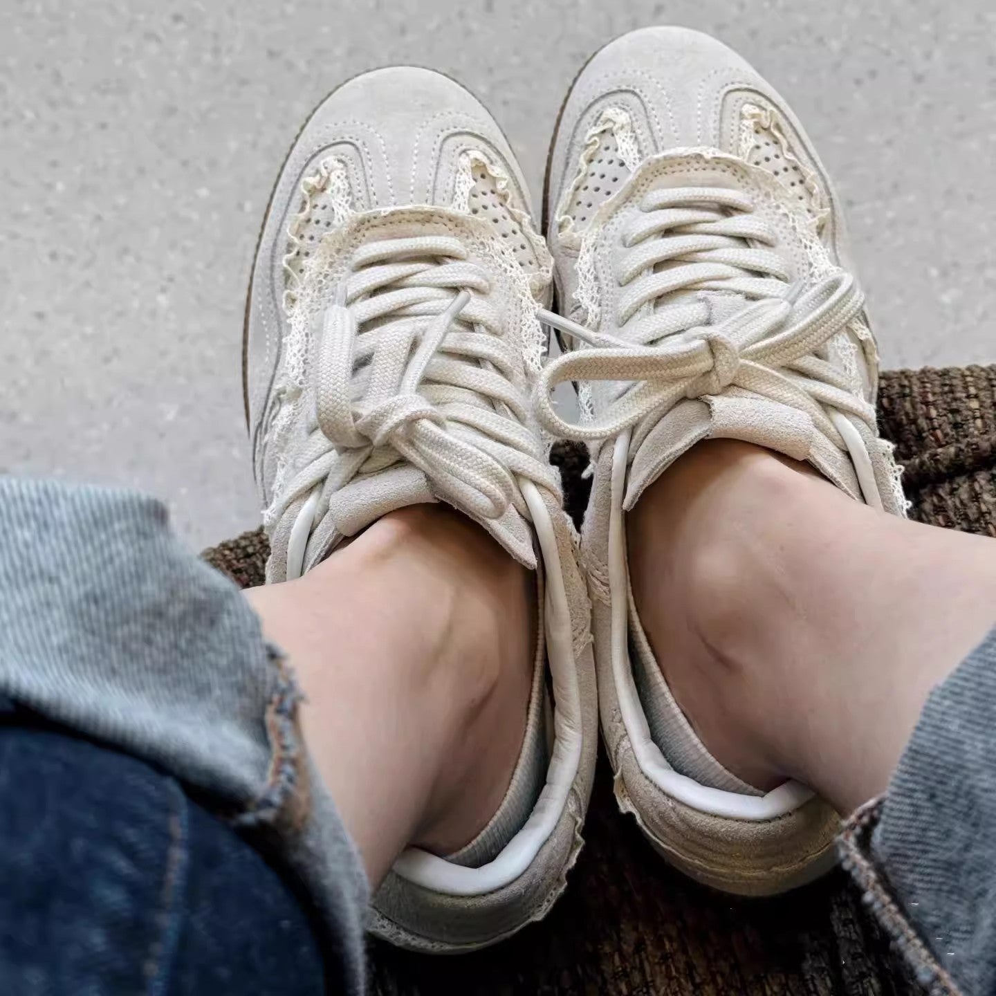 Women's Belinda Lace Detail Fashion Sneakers
