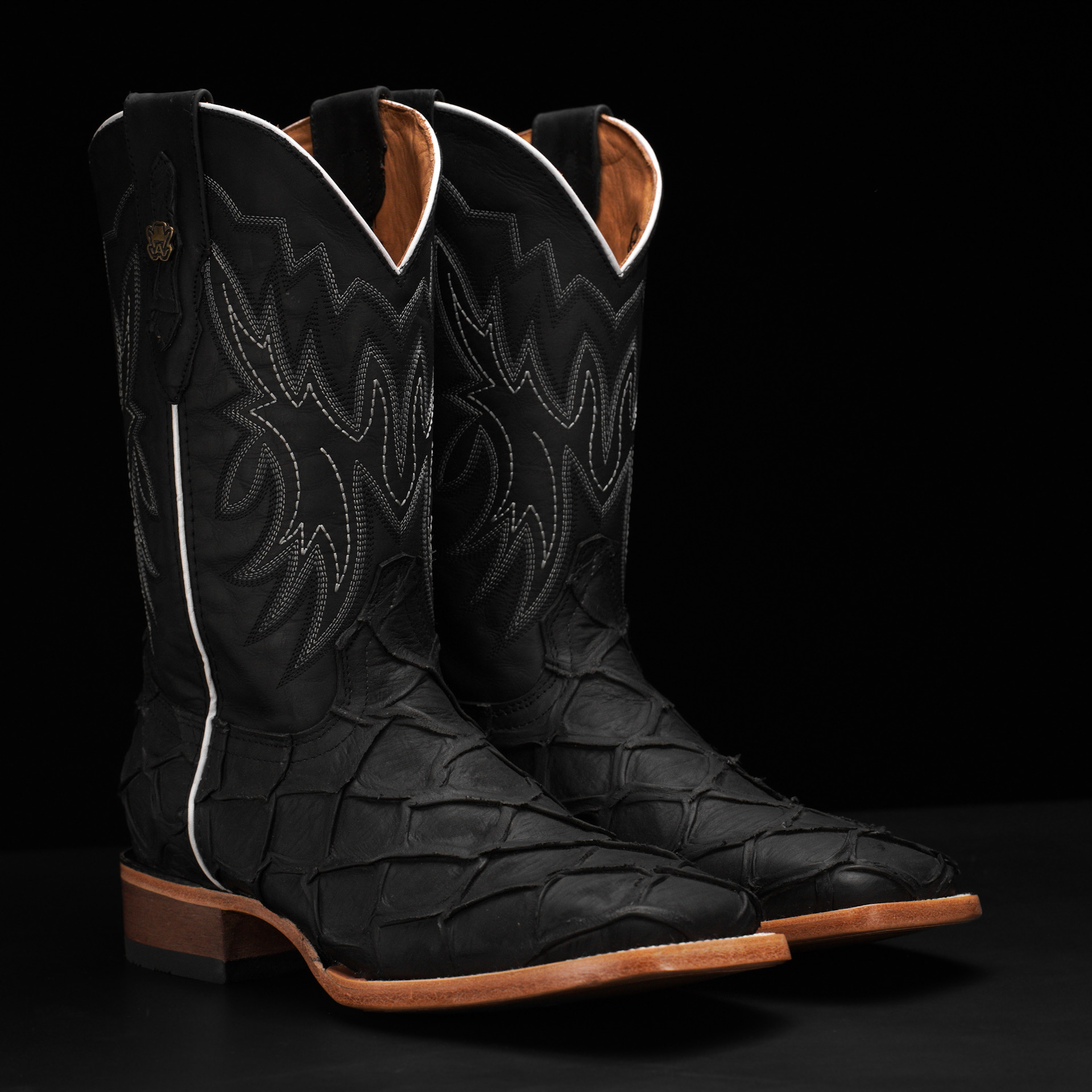 Matte Black Pirarucu – Square Toe