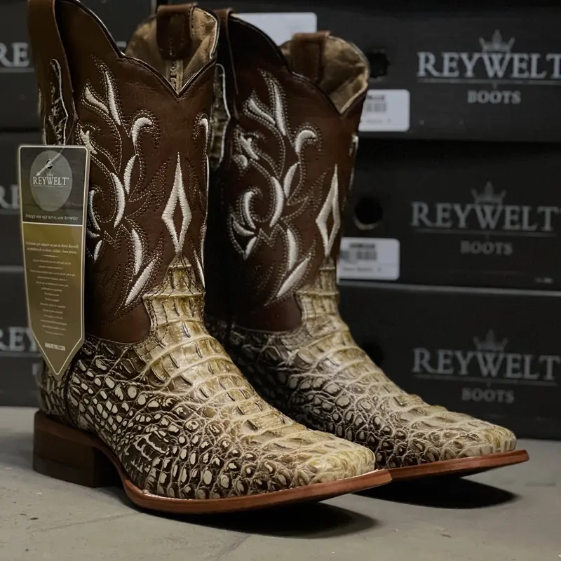 Premium Exotic Gator-Print Western Boots
