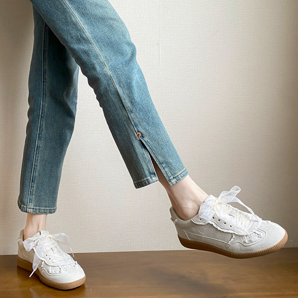 Women's Belinda Lace Detail Fashion Sneakers