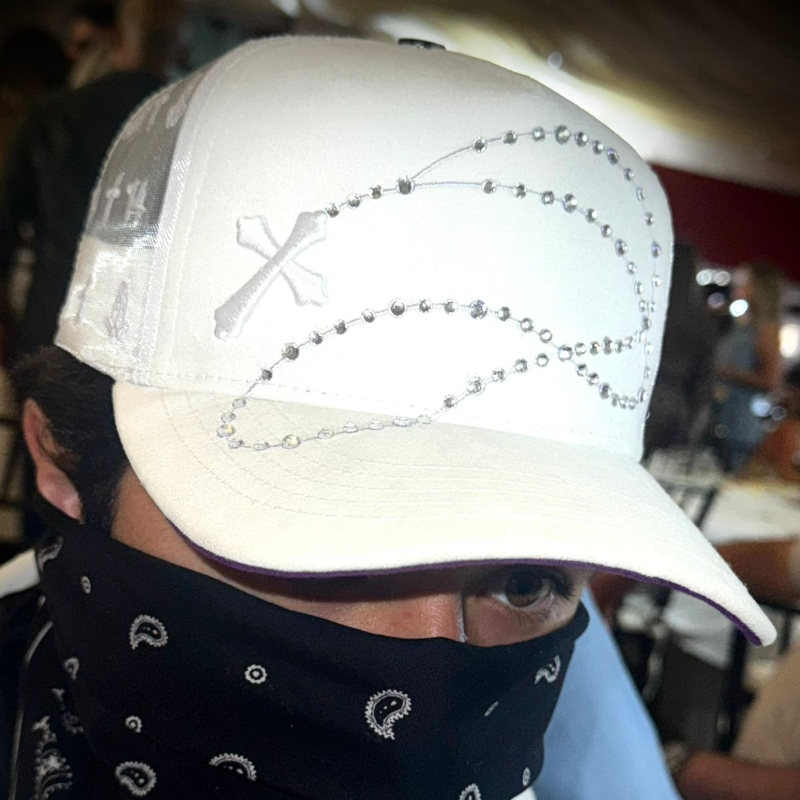 Shiny Long Chain Cap - Brown