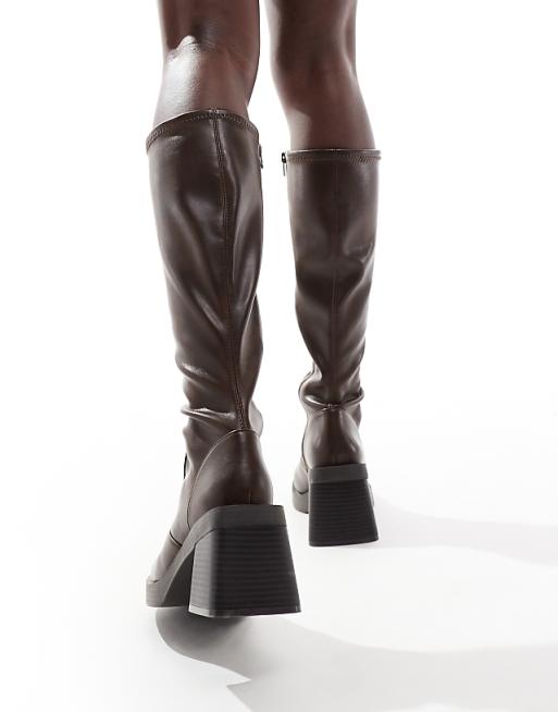 Charlotte Heeled Knee Boots In Brown