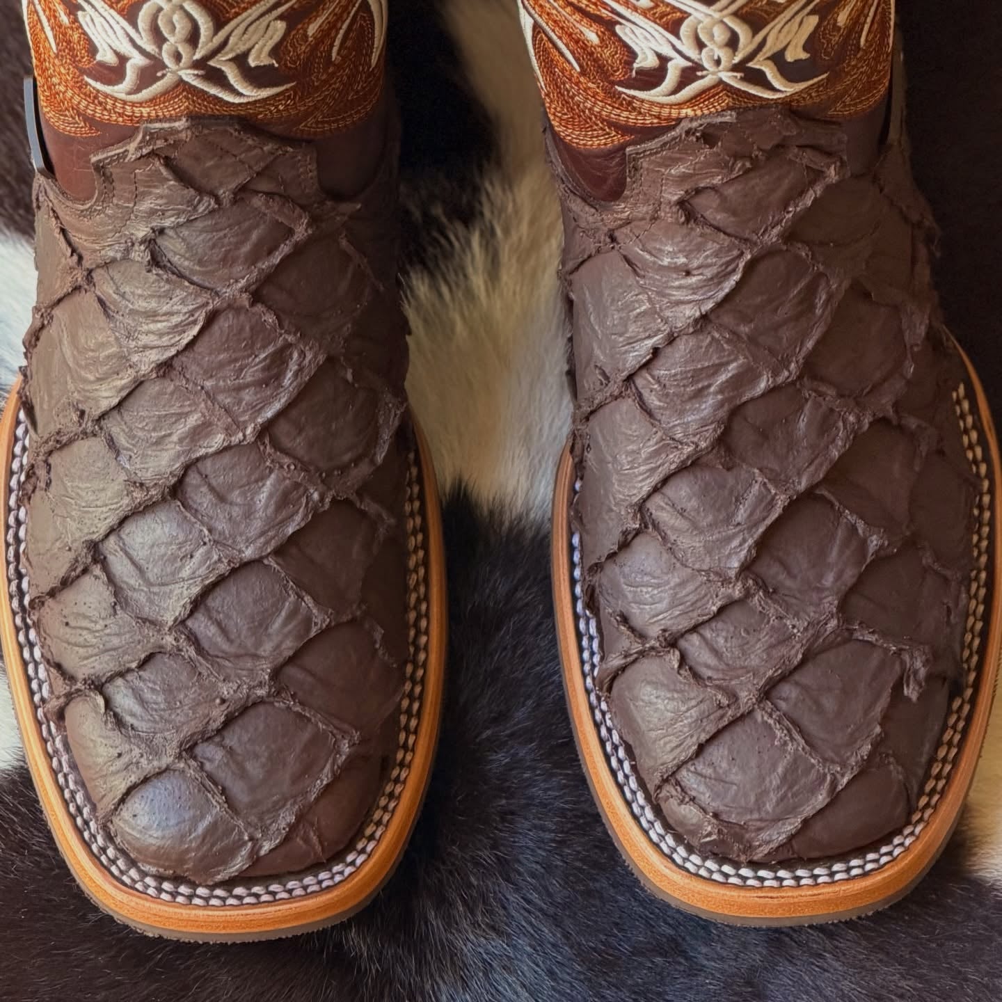 Men’s Genuine Pirarucu Leather Western Cowboy Boots