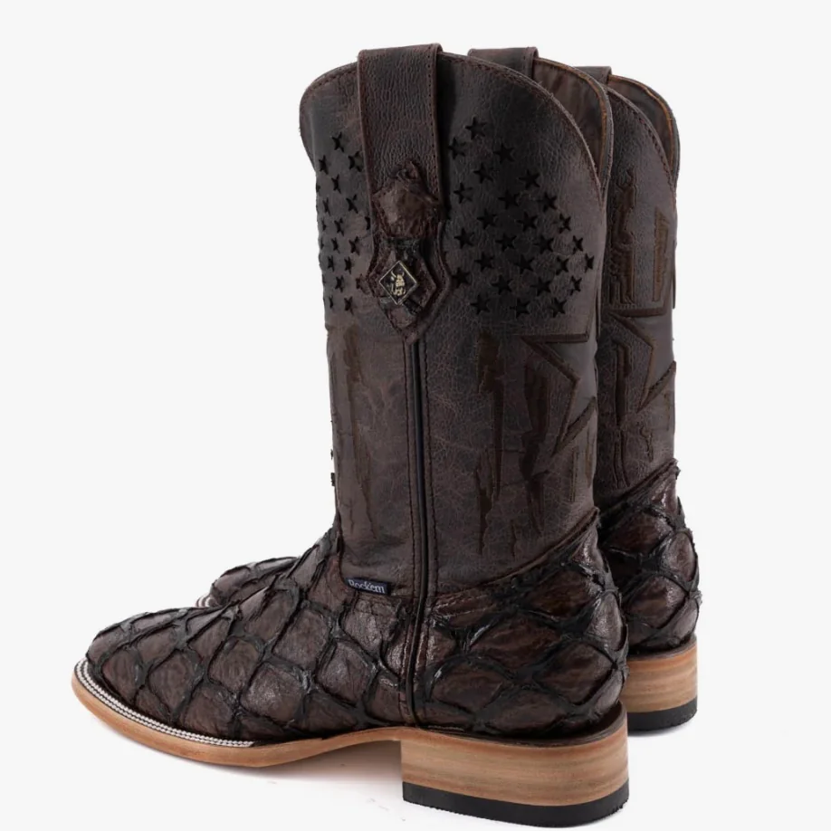 Piraruccu Fish Wide Square Toe Brown